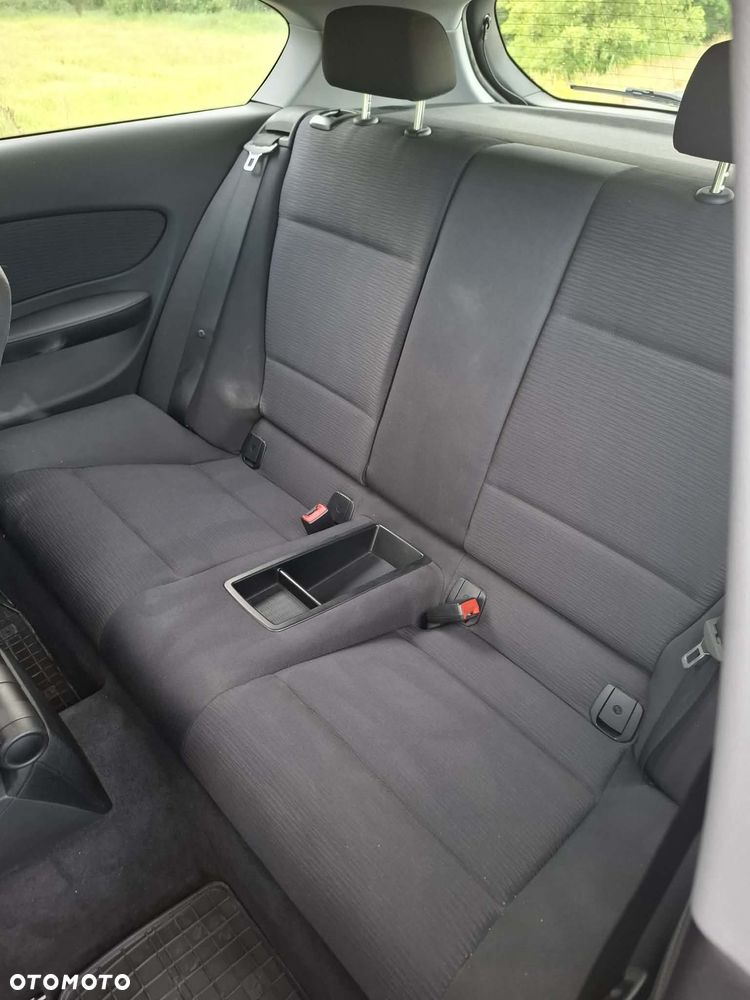 BMW Seria 1 116i - 12