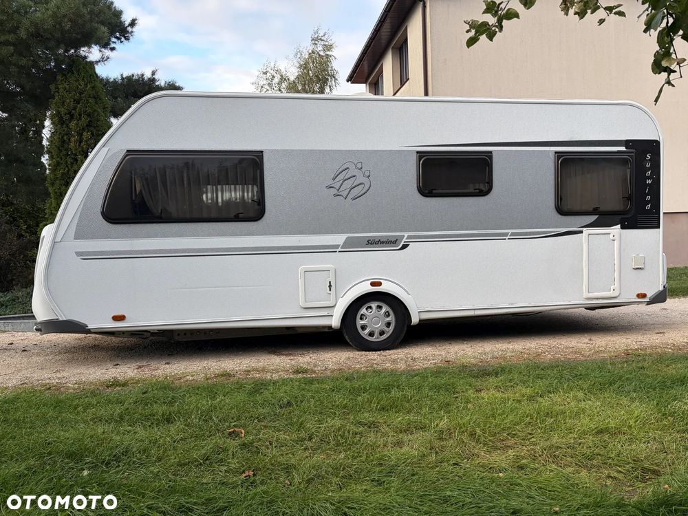 KNAUS SUDWIND - 1