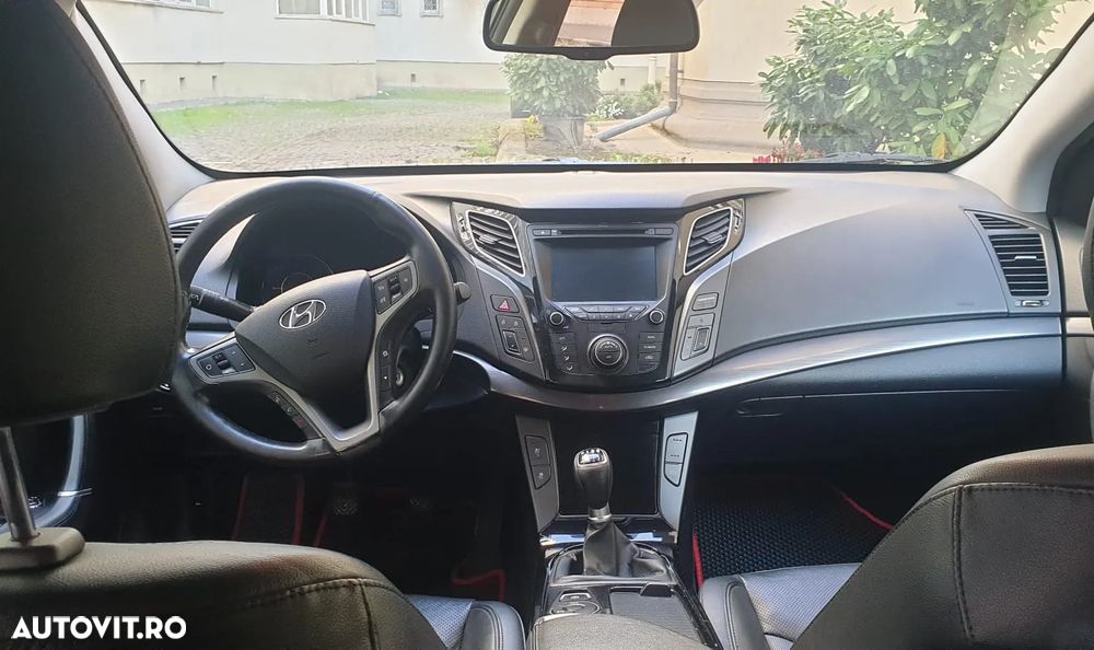 Hyundai i40 1.7 CRDI CW ISG Supreme+ - 1