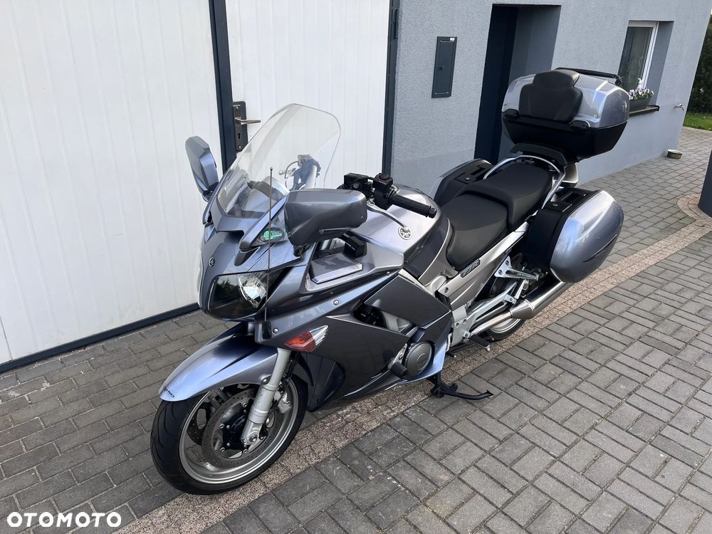 Yamaha FJR - 9