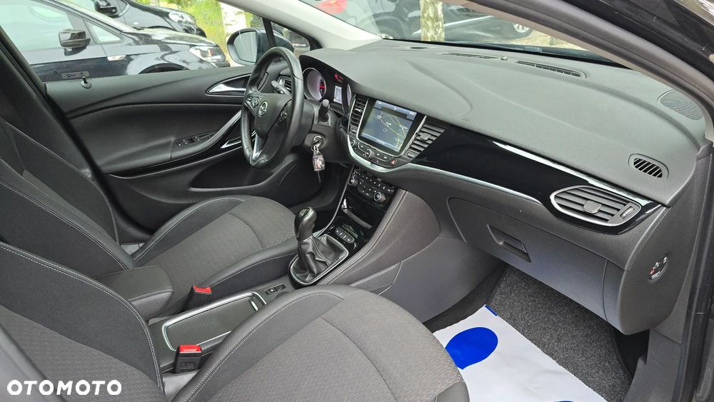 Opel Astra 1.4 T Elite - 7