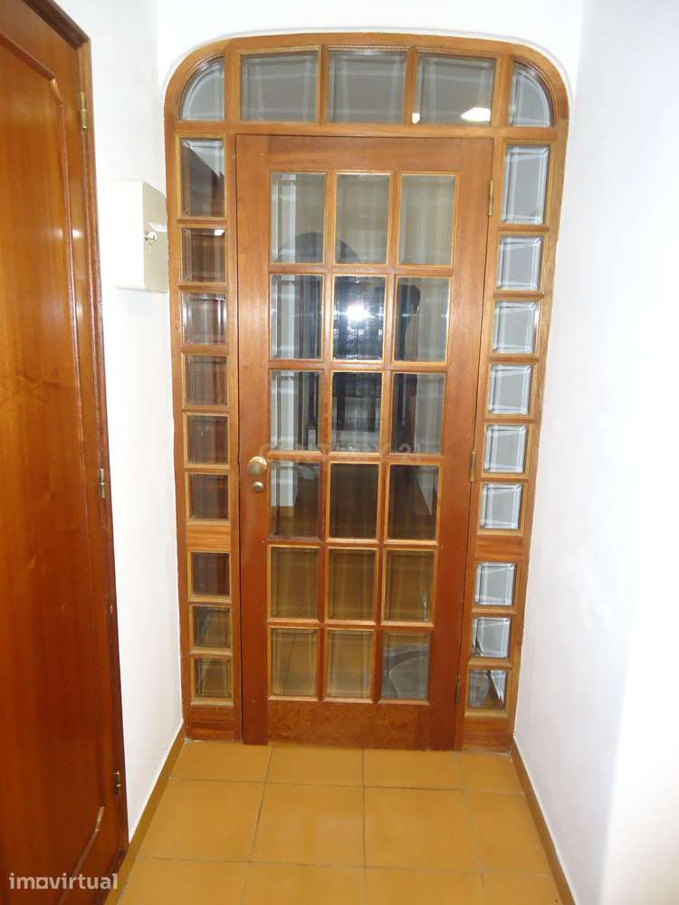 Moradia Exclusiva T5 com 285m² - Grande imagem: 4/10