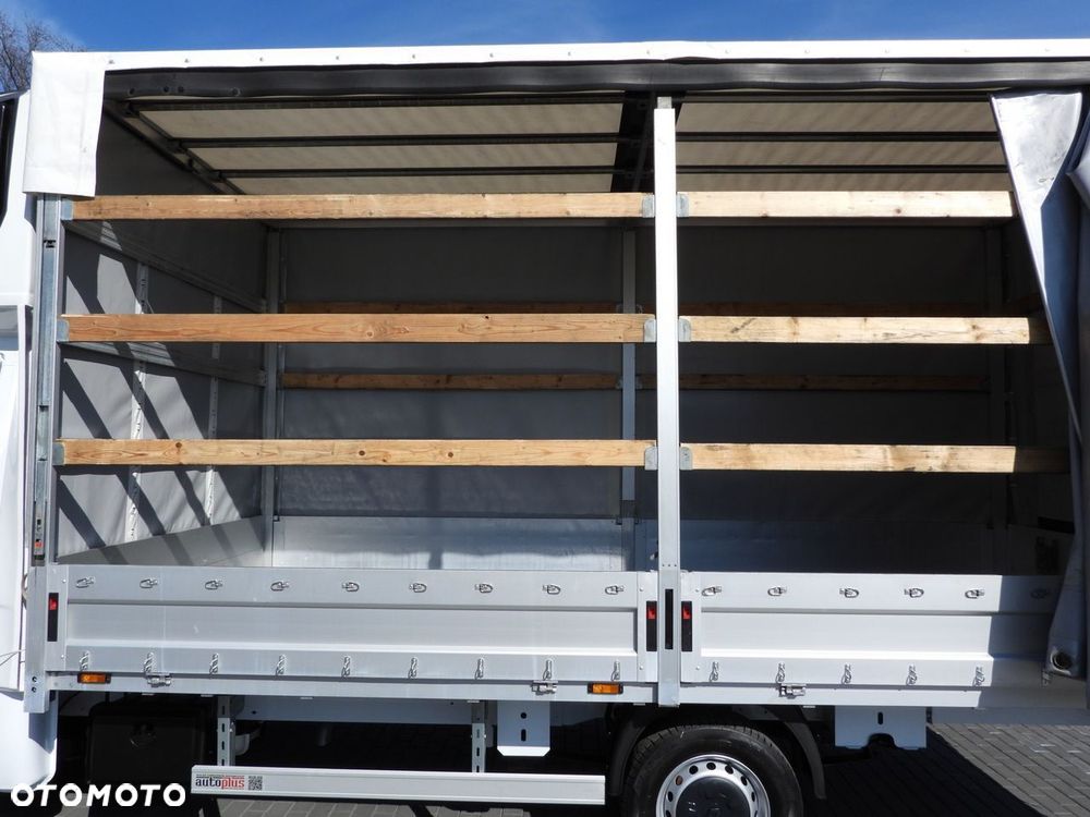 Renault MASTER PLANDEKA 10 PALET WEBASTO TEMPOMAT LEDY KLIMATYZACJA  165KM - 25
