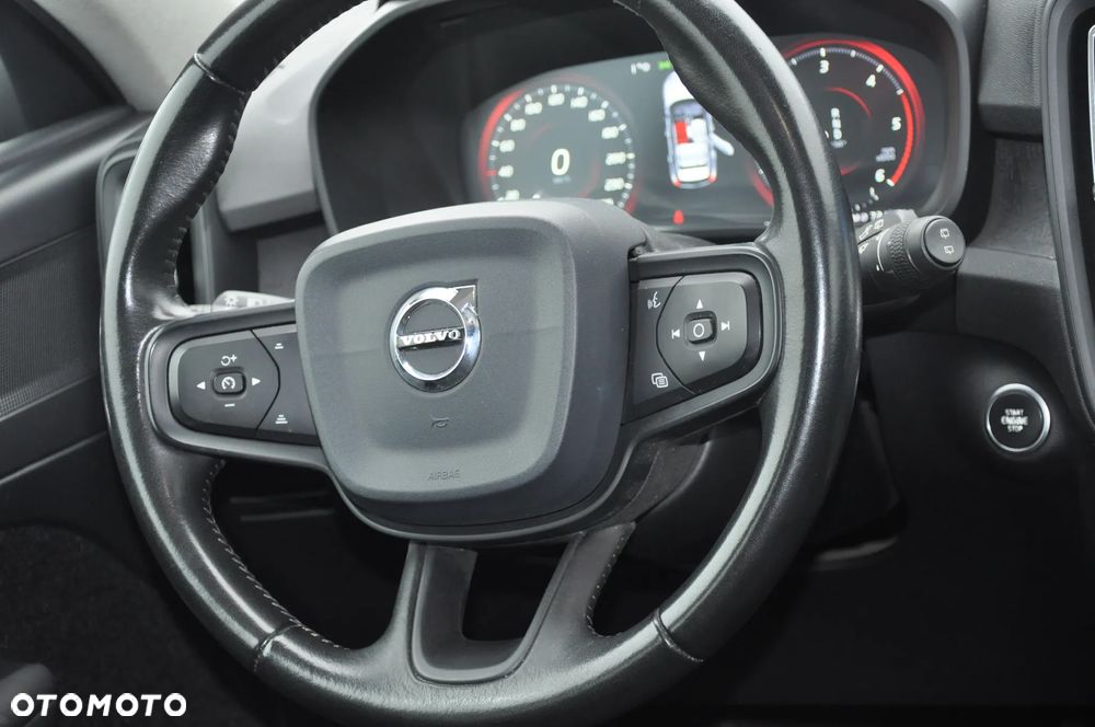 Volvo XC 40 D3 AWD - 31