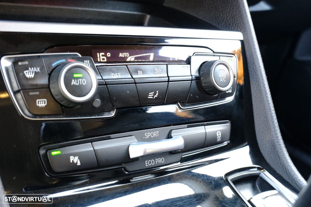BMW 216 Gran Tourer d Line Sport - 32