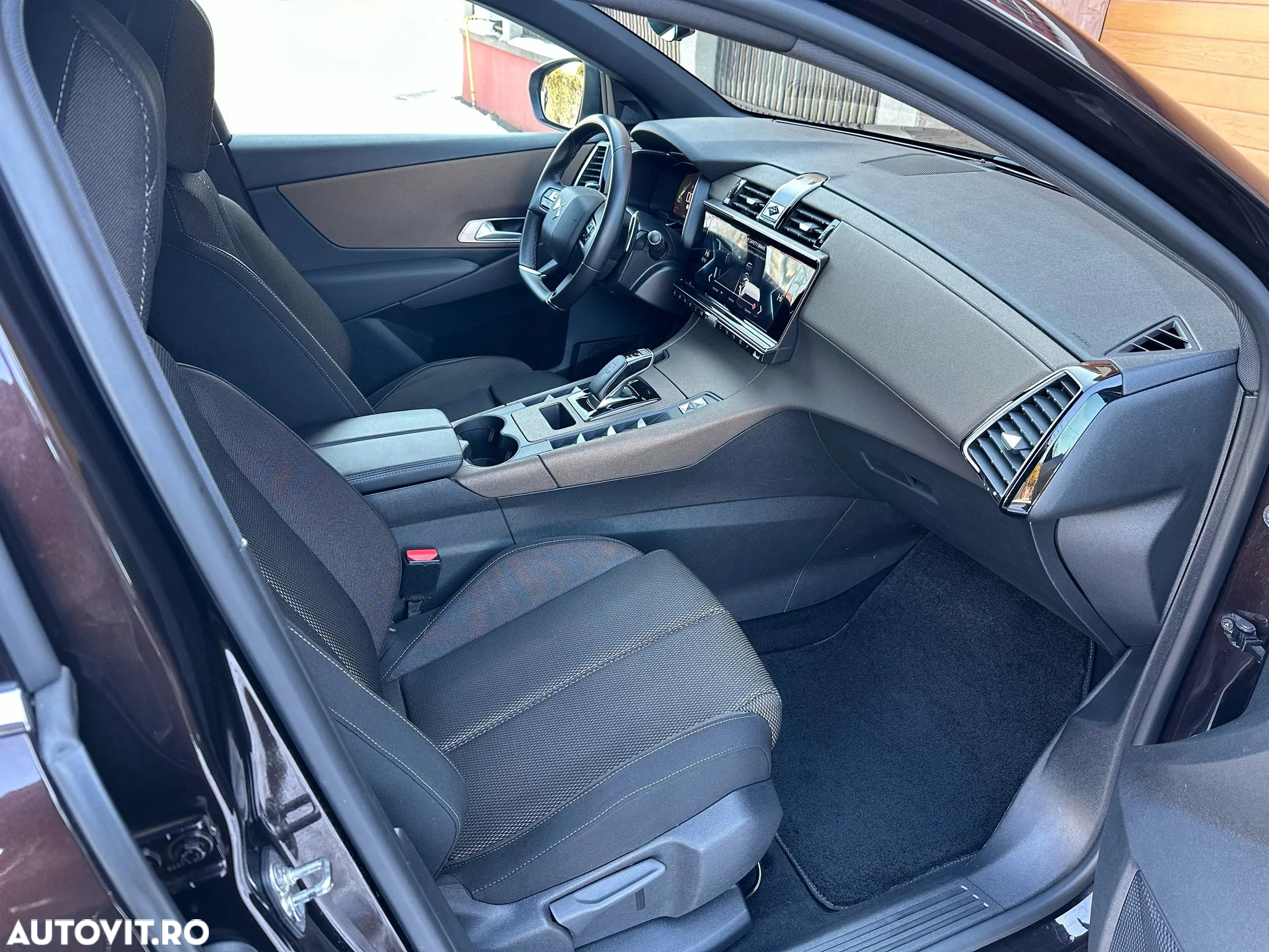 DS Automobiles DS 7 Crossback - 13