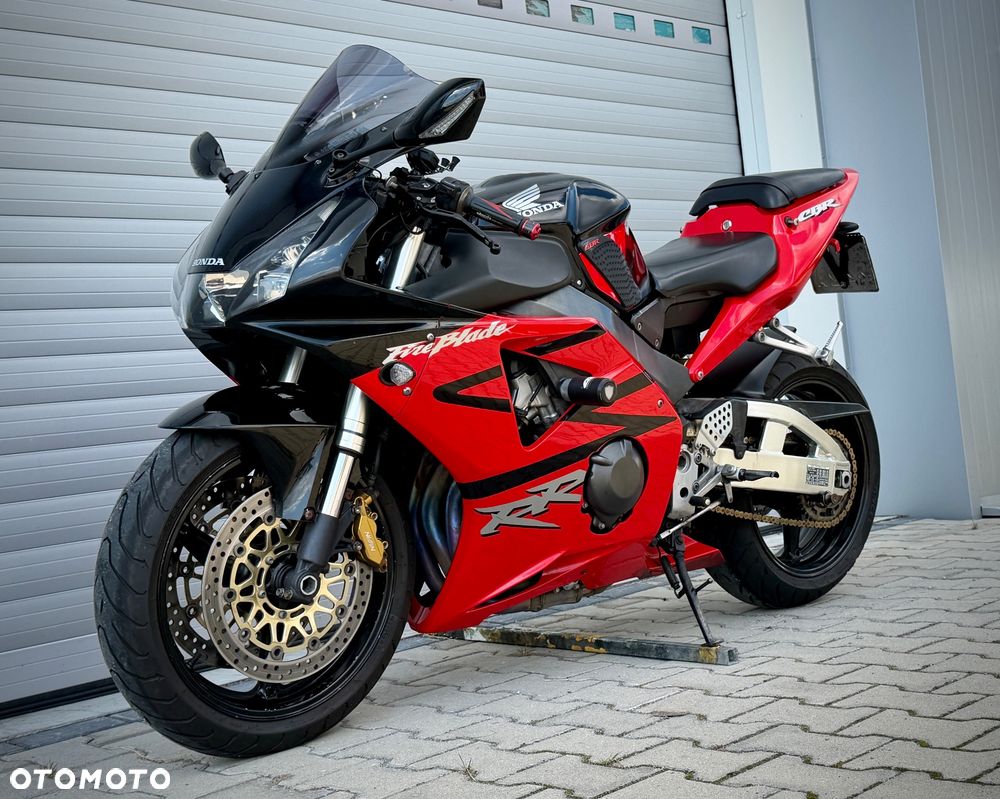 Honda CBR - 1