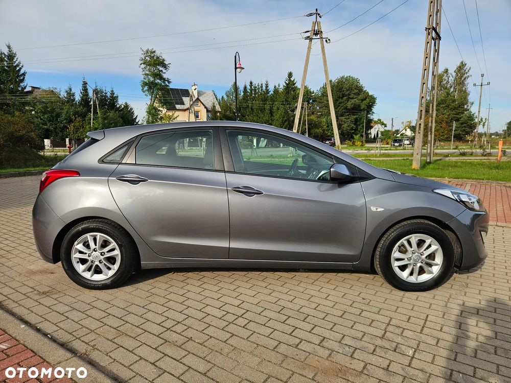 Hyundai i30 1.6 Trend - 4