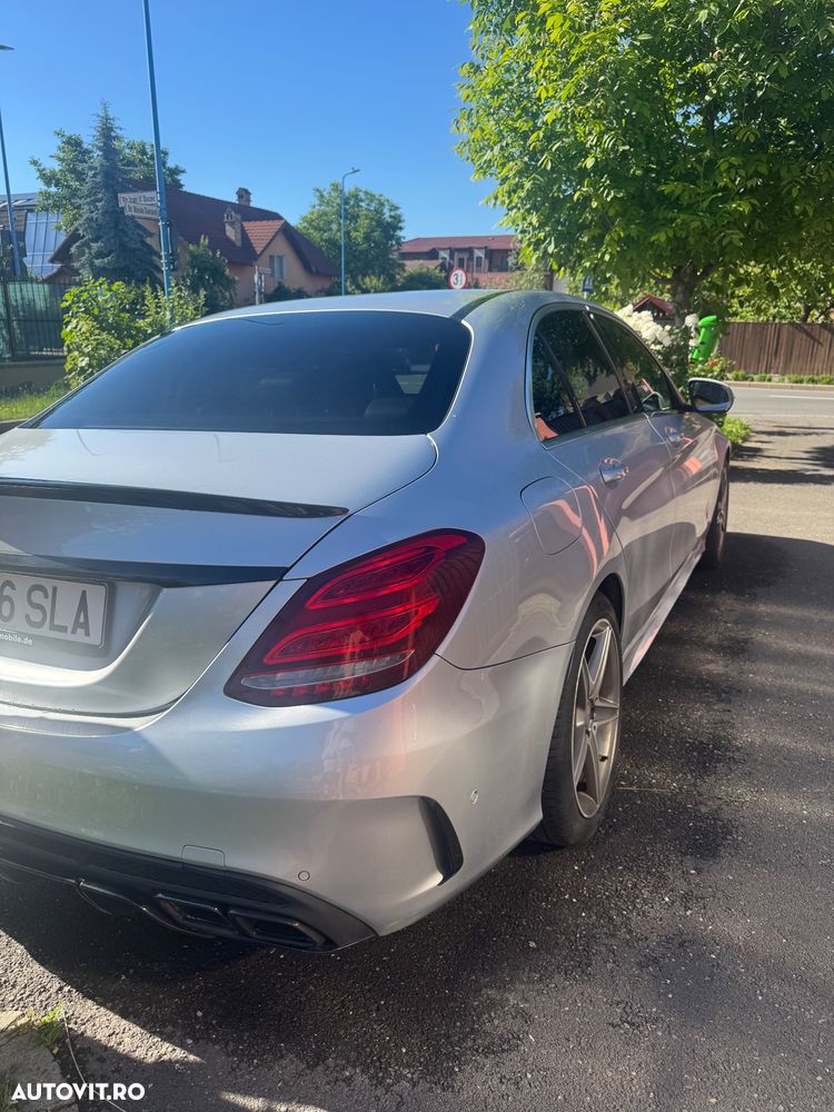 Mercedes-Benz C 180 - 10