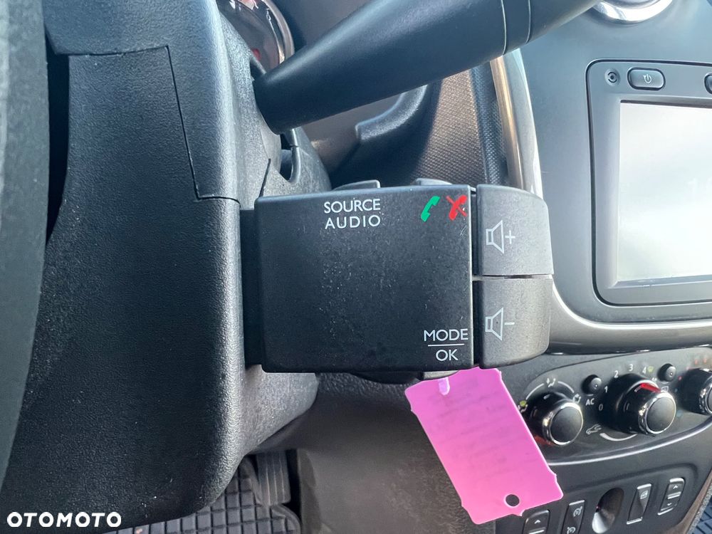 Dacia Sandero 0.9 TCe SL Blackline - 22