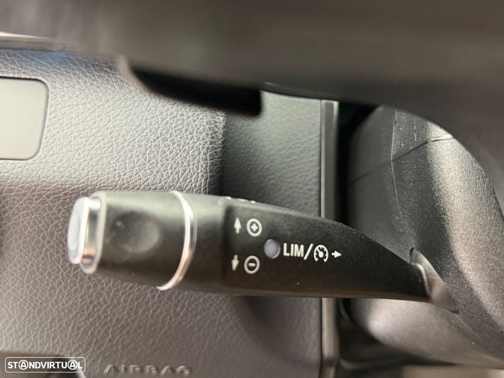 Mercedes-Benz E 220 CDi Avantgarde BE Auto.140g - 22