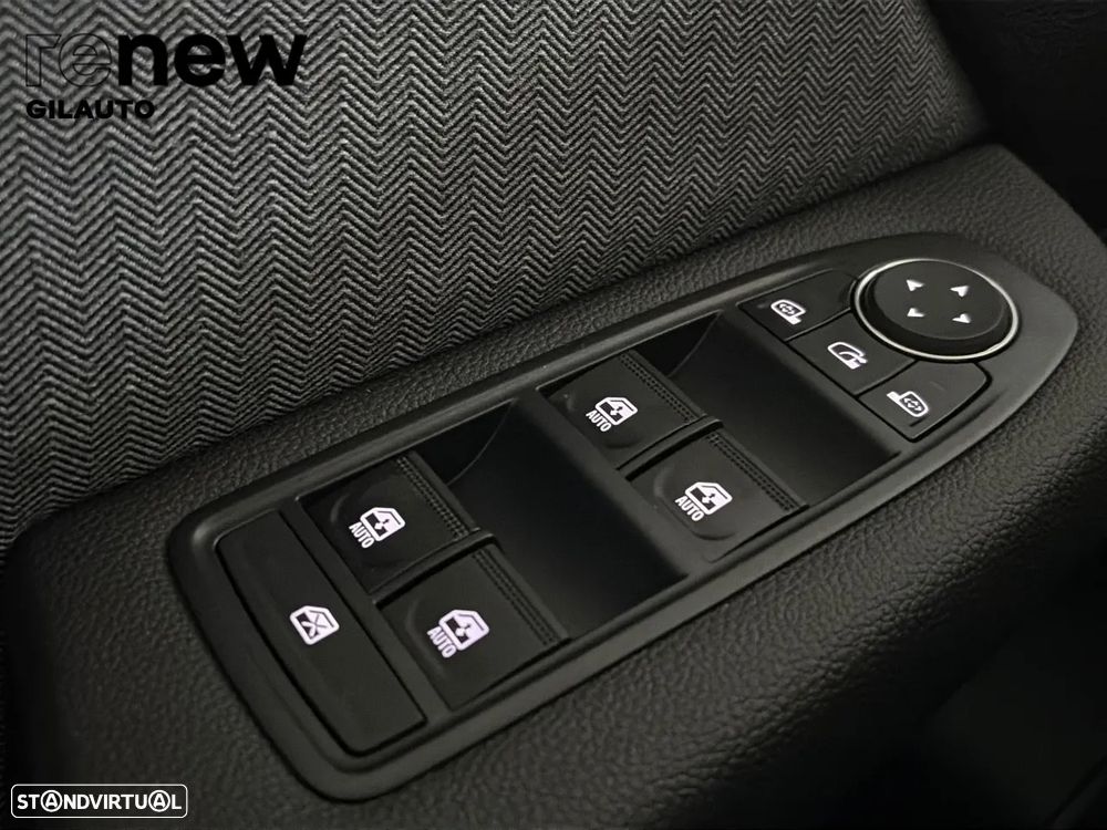 Renault Clio 1.0 TCe Intens Bi-Fuel - 32