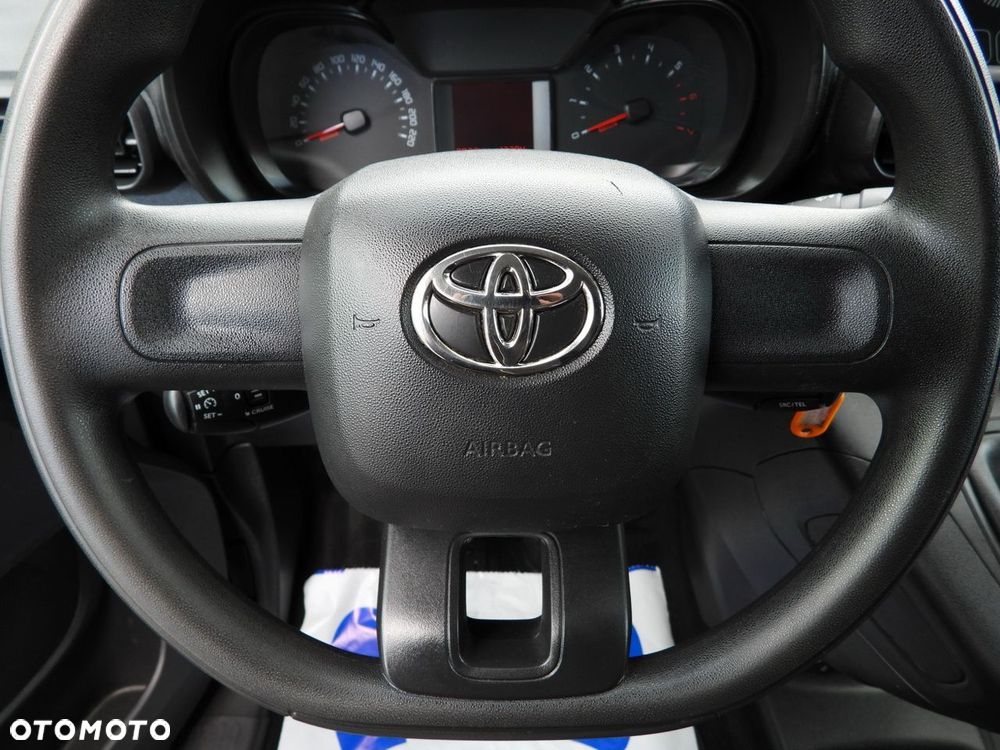 Toyota PROACE CITY  FURGON CHŁODNIA  -15*C ZASILANIE 230V TEMPOMAT KLIMATYZACJA  100KM - 31