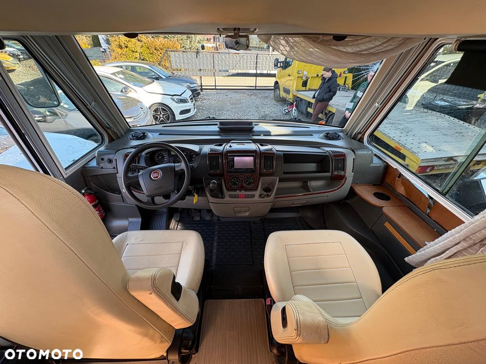 Fiat Pilote Explorateur G830 - 31