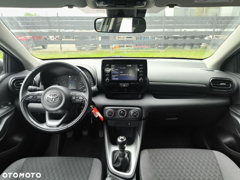 Toyota Yaris - 11