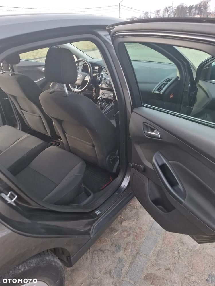 Ford Focus 1.6 Gold X - 18