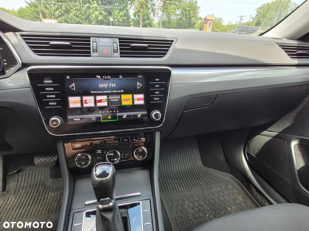 Skoda Superb 1.5 TSI Active DSG - 4