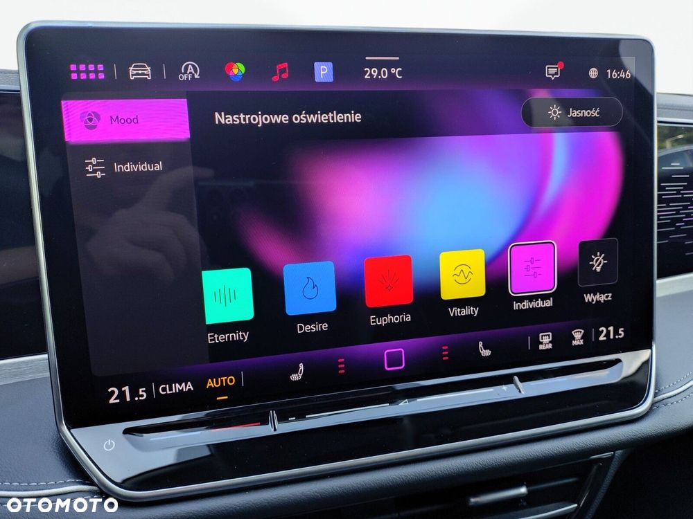 Volkswagen Passat - 29