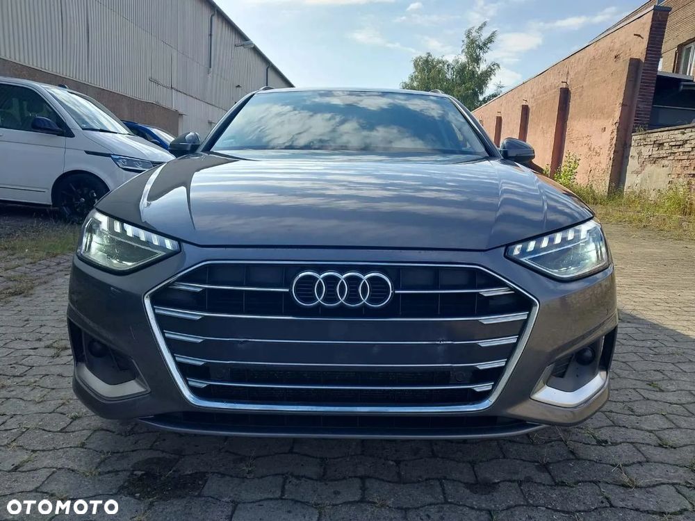 Audi A4 - 8