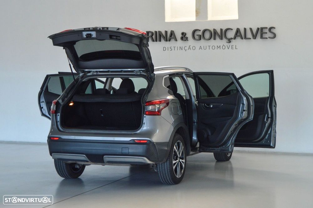 Nissan Qashqai 1.5 dCi N-Connecta - 13