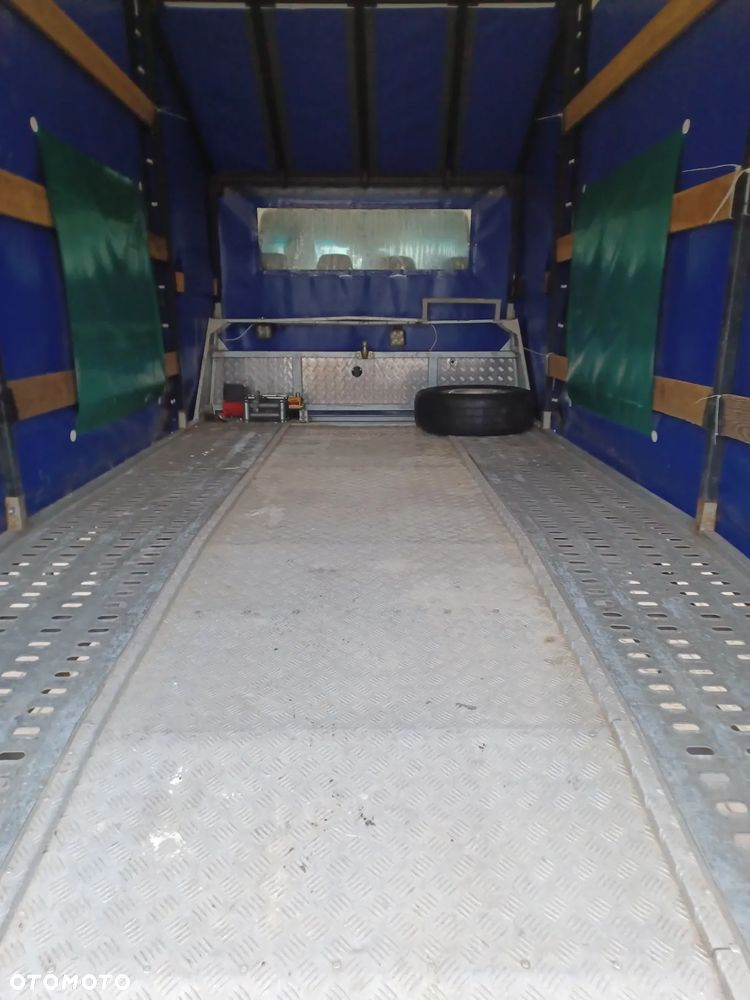 Mercedes-Benz sprinter - 10