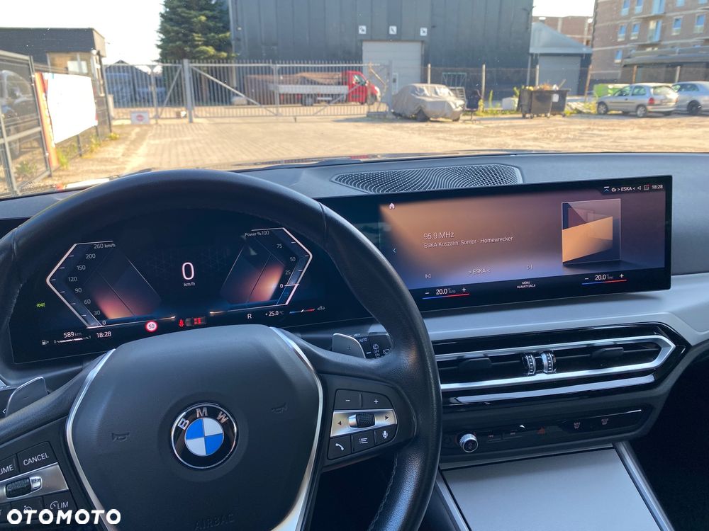 BMW Seria 3 318i Advantage - 27