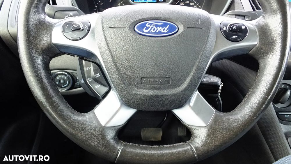 Ford Transit Conect - 11