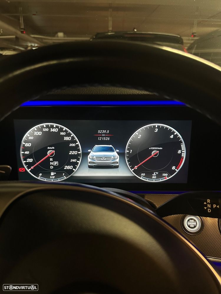 Mercedes-Benz E 220 d AMG Line - 17
