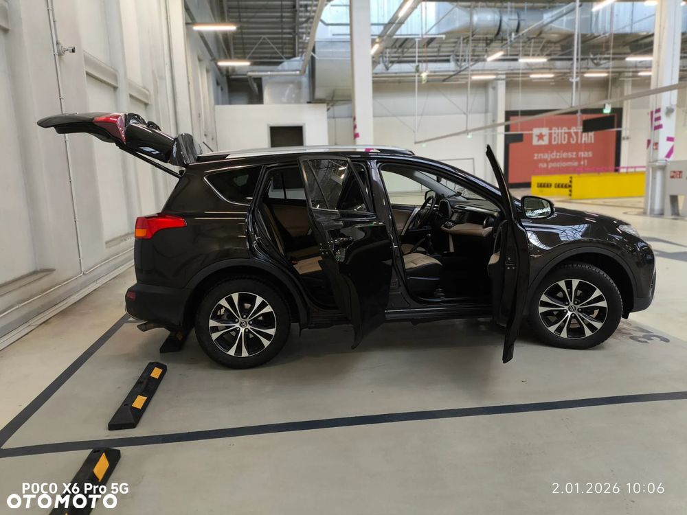 Toyota RAV4 2.0 D-4D Active - 6