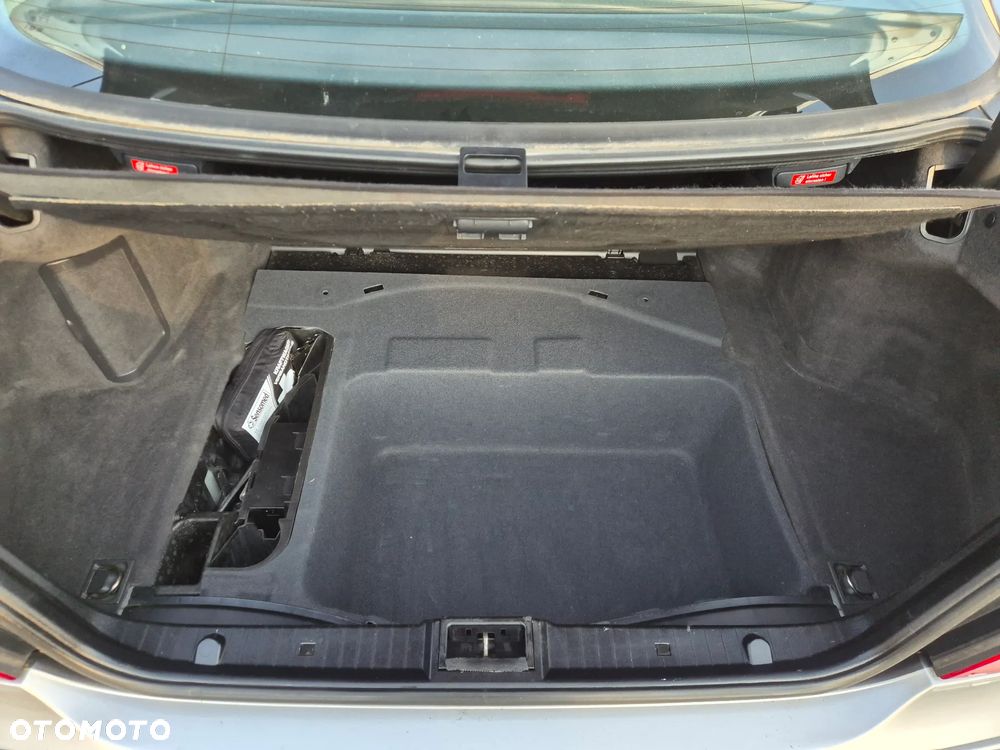 Mercedes-Benz Klasa E 200 Kompressor Elegance Sport Edition - 14
