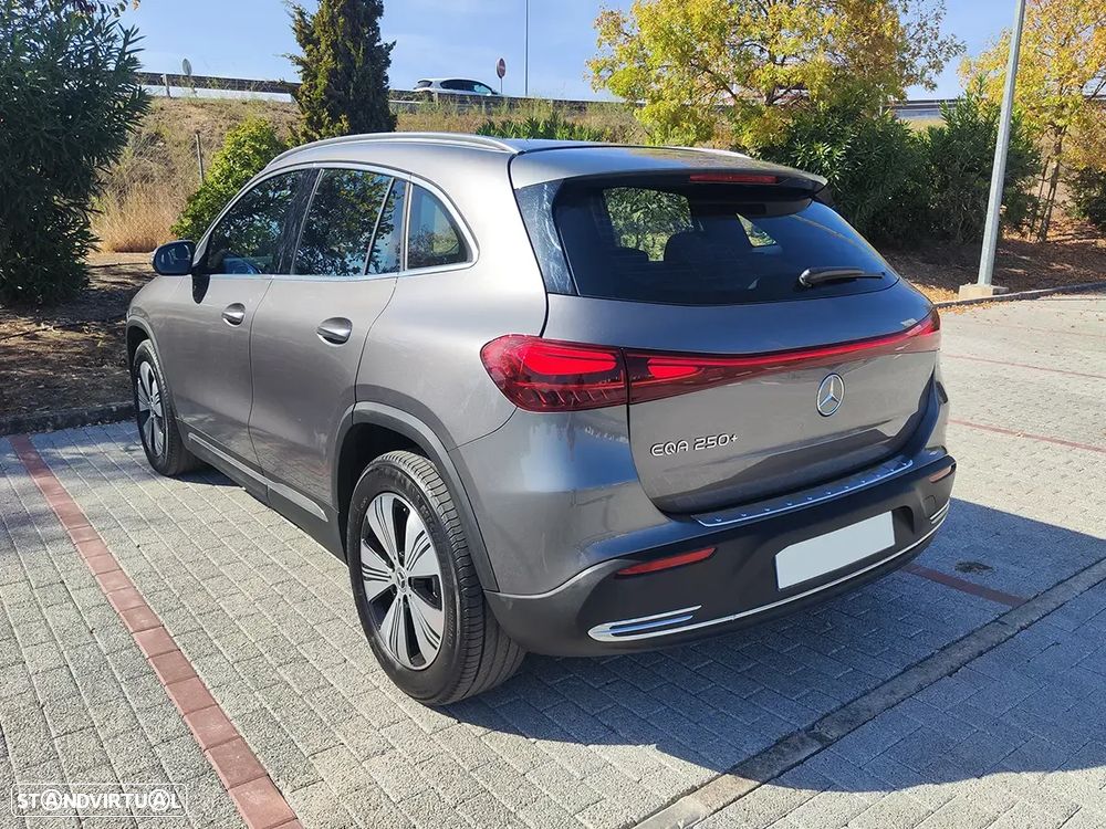 Mercedes-Benz EQA 250+ Progressive - 8