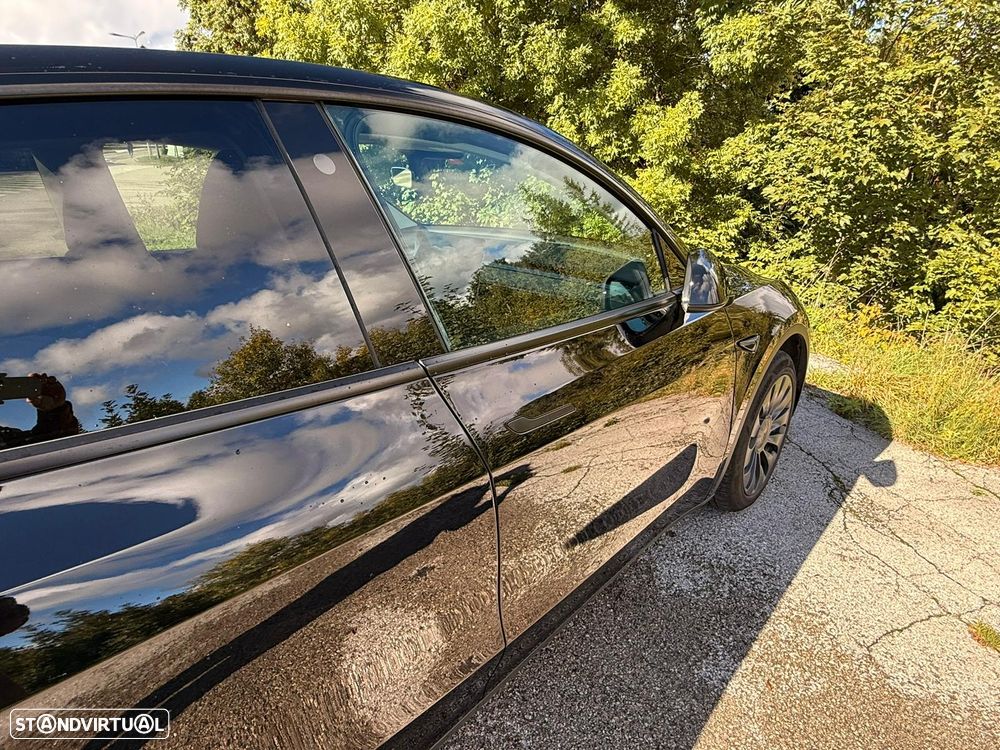 Tesla Model Y Standard - 9