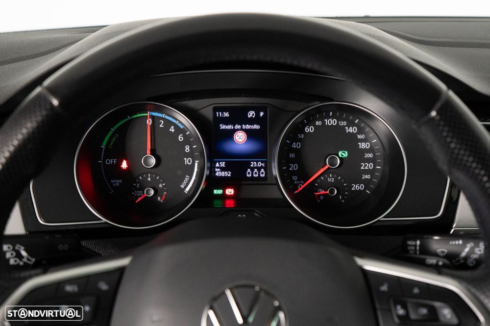VW Passat 1.4 TSI GTE Plug-in - 21