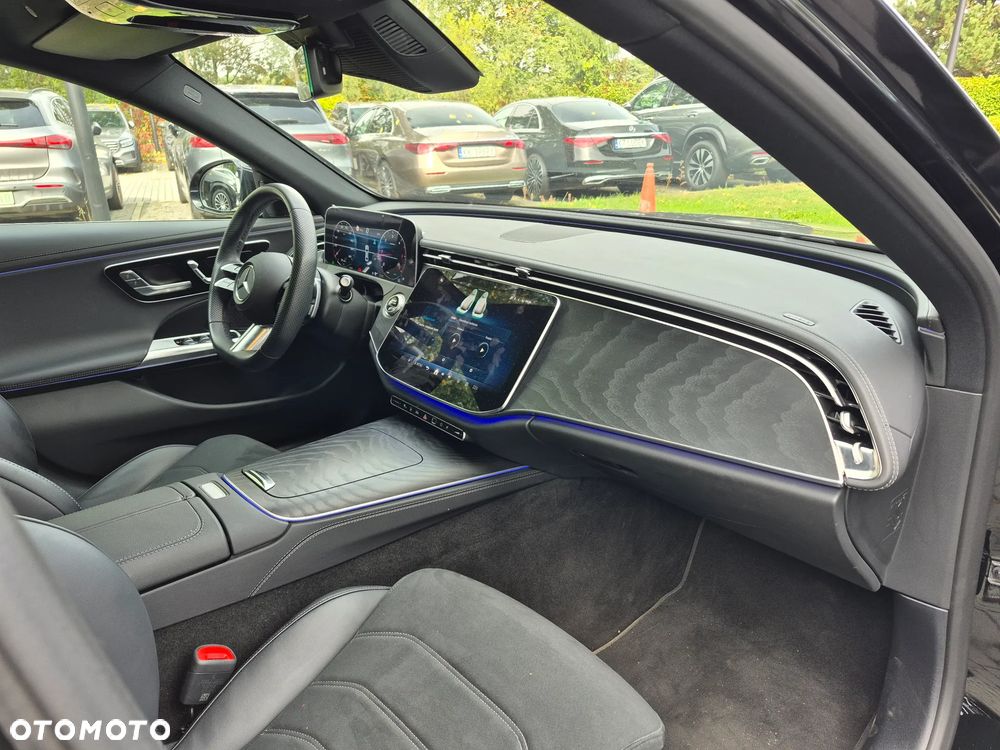 Mercedes-Benz Klasa E 220 d mHEV AMG 9G-Tronic - 19