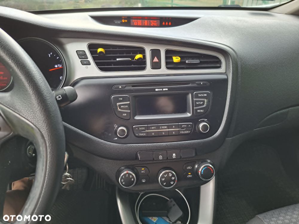 Kia Ceed - 5