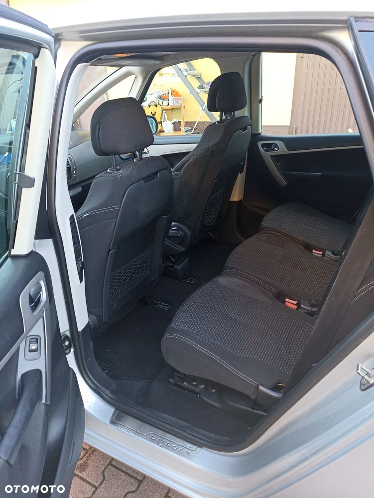 Citroën C4 Picasso - 10