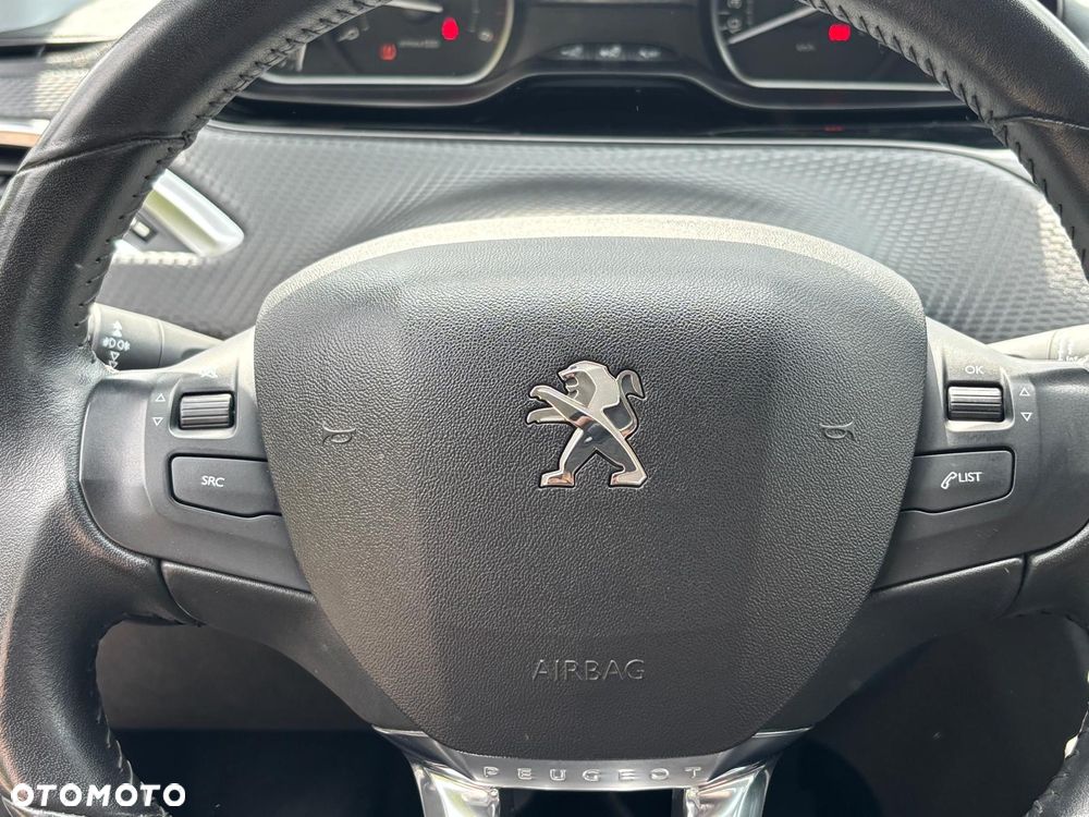 Peugeot 2008 1.5 BlueHDi Allure - 35
