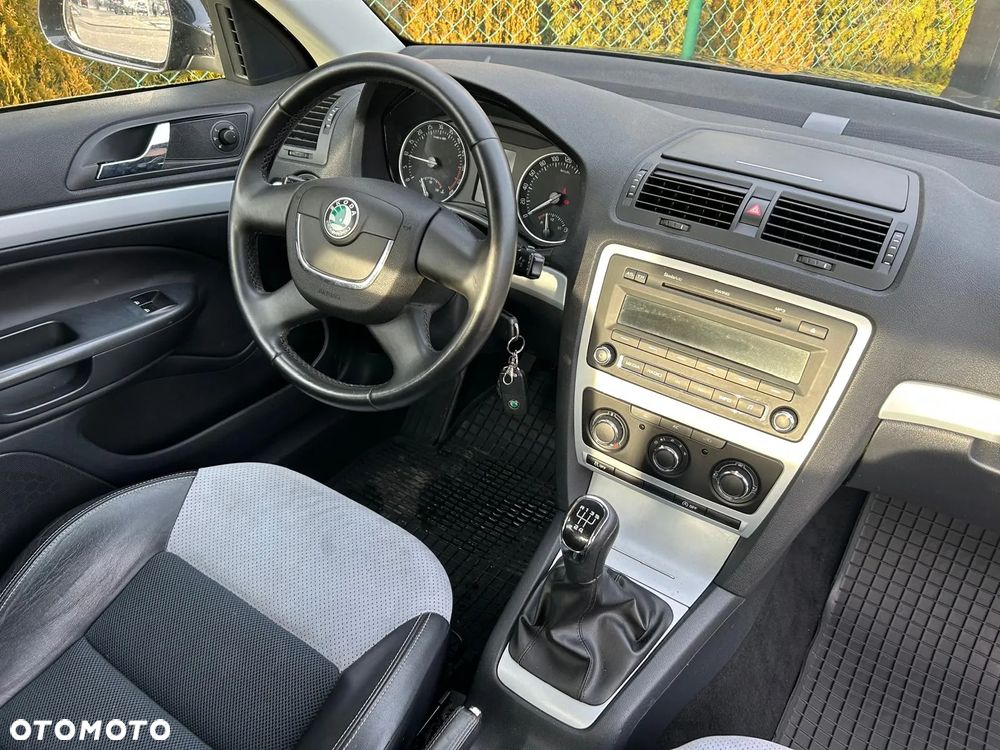 Skoda Octavia 1.6 TDI DPF Sport Edition - 5