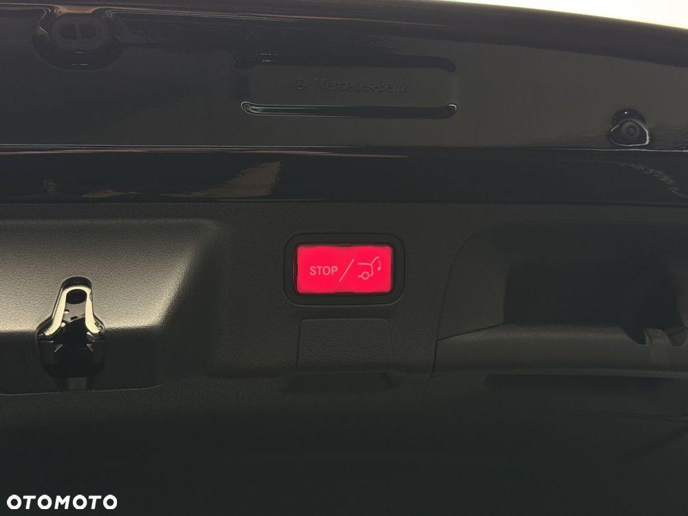 Mercedes-Benz CLA 200 7G-DCT - 20