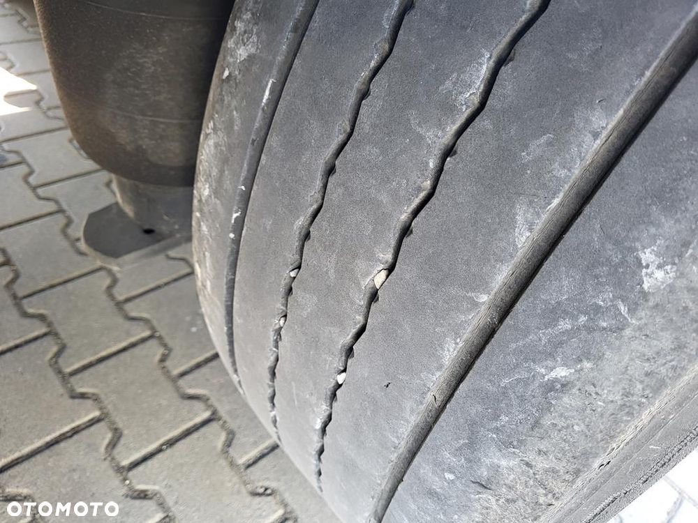 Schmitz Cargobull SCB S3T - 11