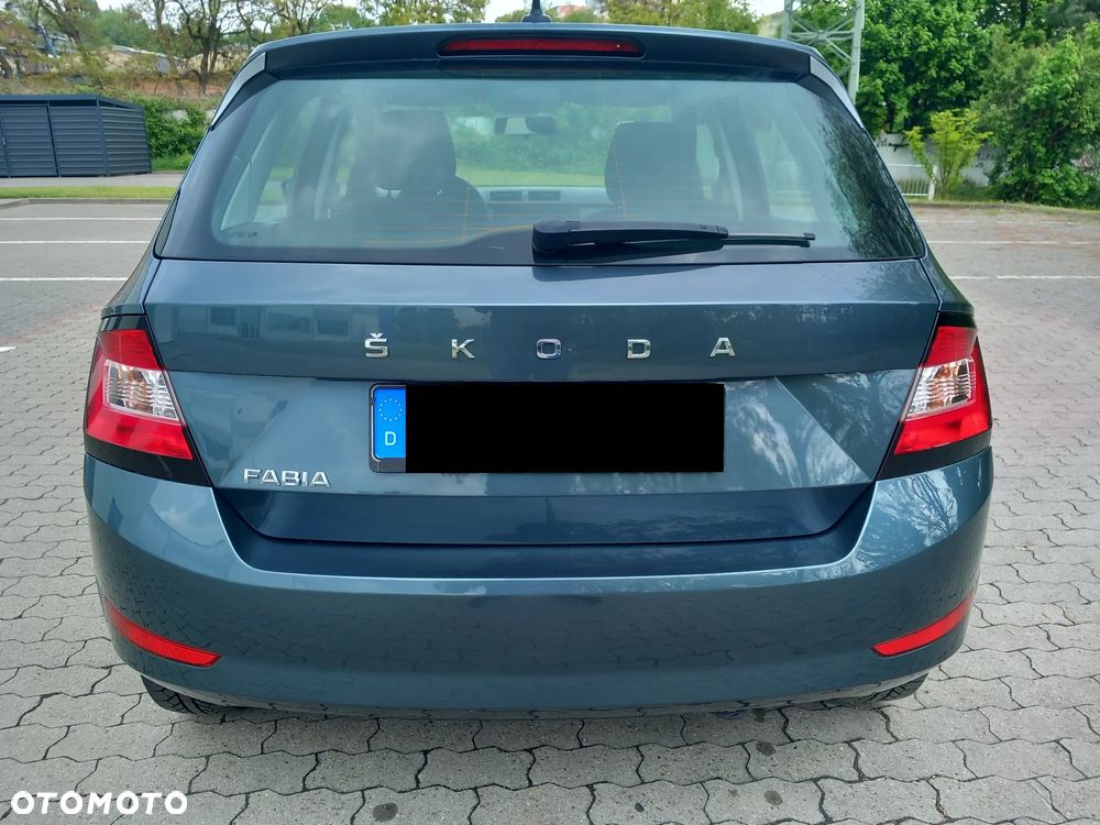 Skoda Fabia 1.0 MPI Active - 5