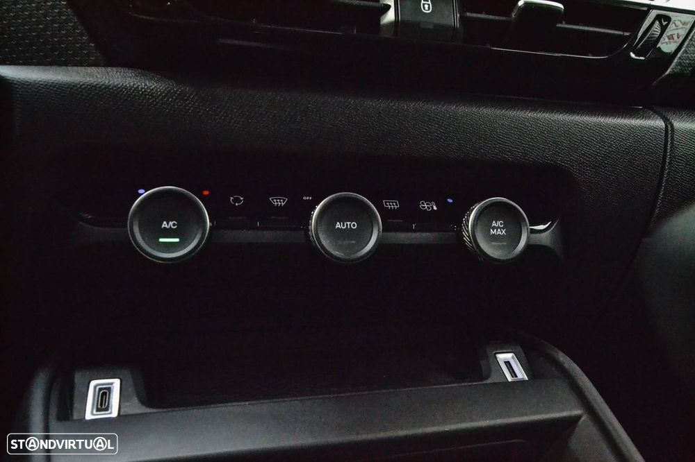 Citroën C4 1.2 PureTech Feel - 21