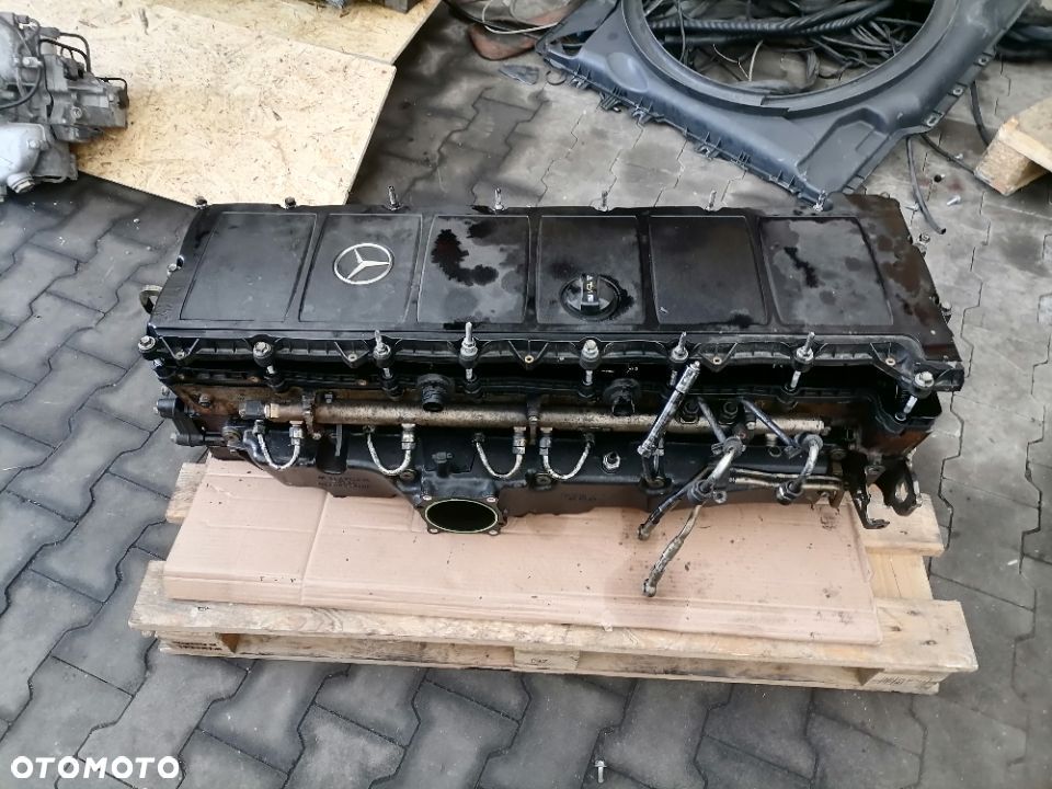 Głowica silnika OM470 Mercedes Actros MP4