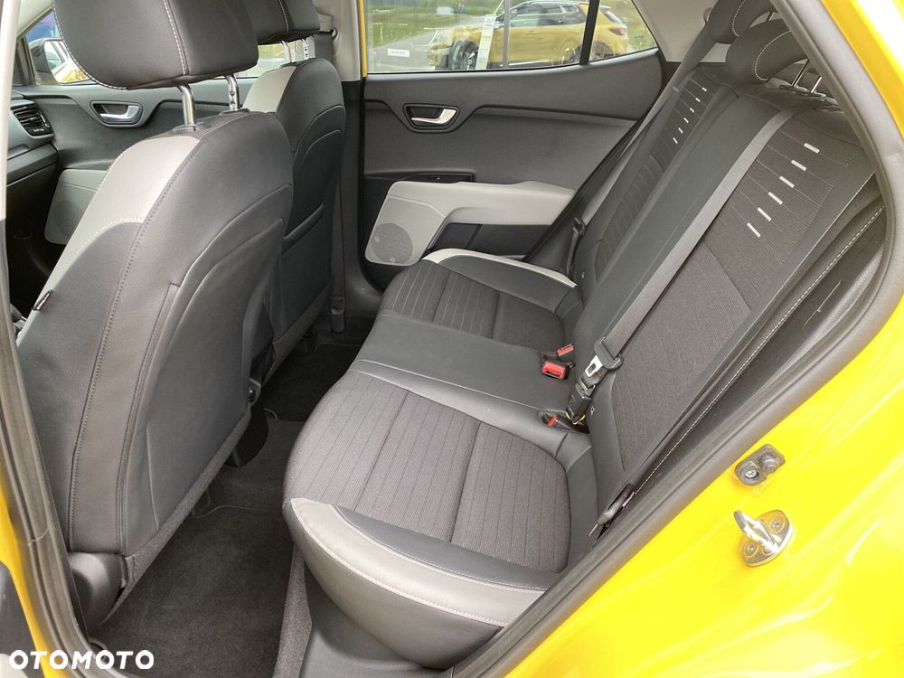 Kia Stonic - 12
