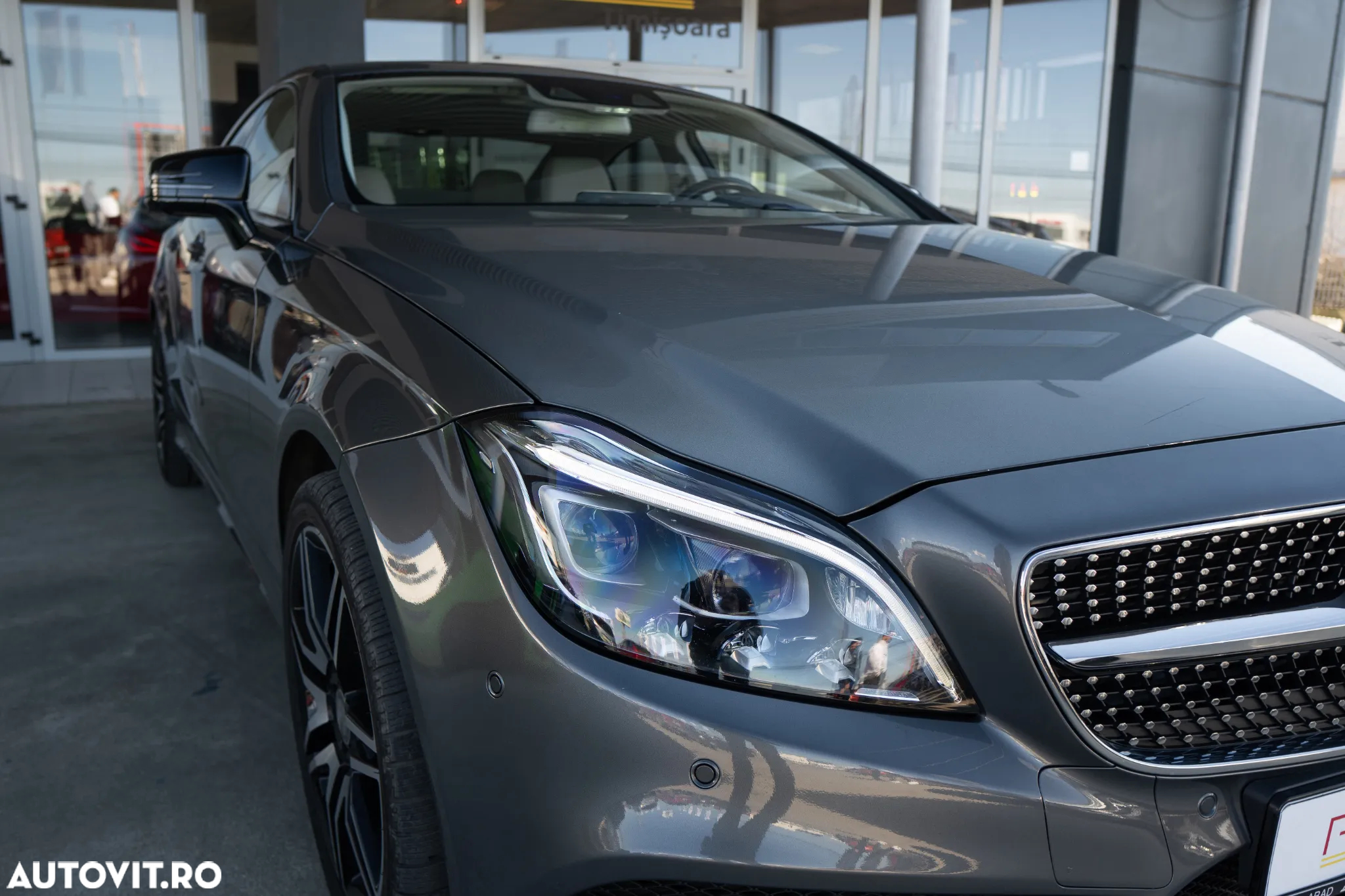 Mercedes-Benz CLS 350 d 4MATIC Aut - 4