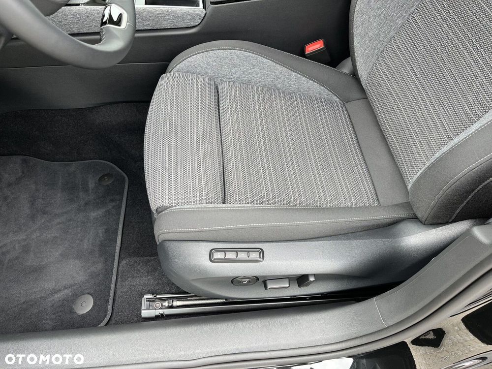Skoda Superb 2.0 TDI SCR 4x4 Edition 130 DSG - 13