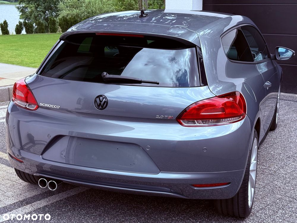 Volkswagen Scirocco 2.0 TSI - 11