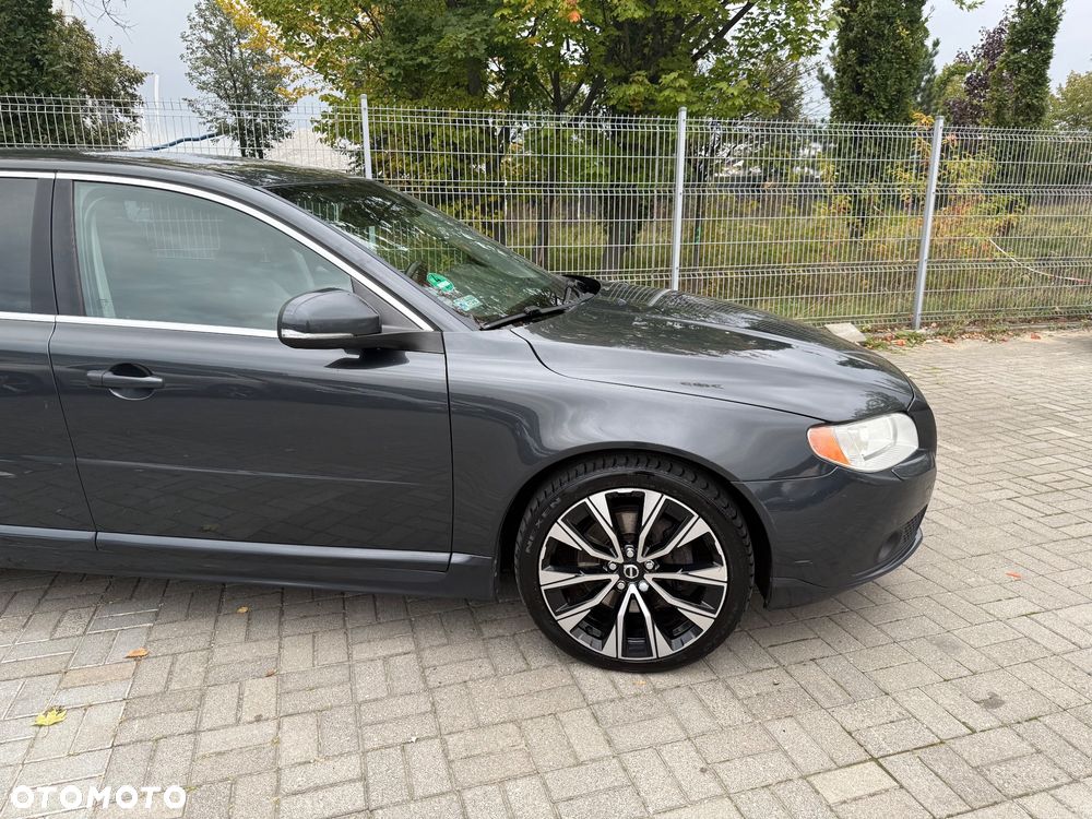Volvo V70 D3 Summum - 6