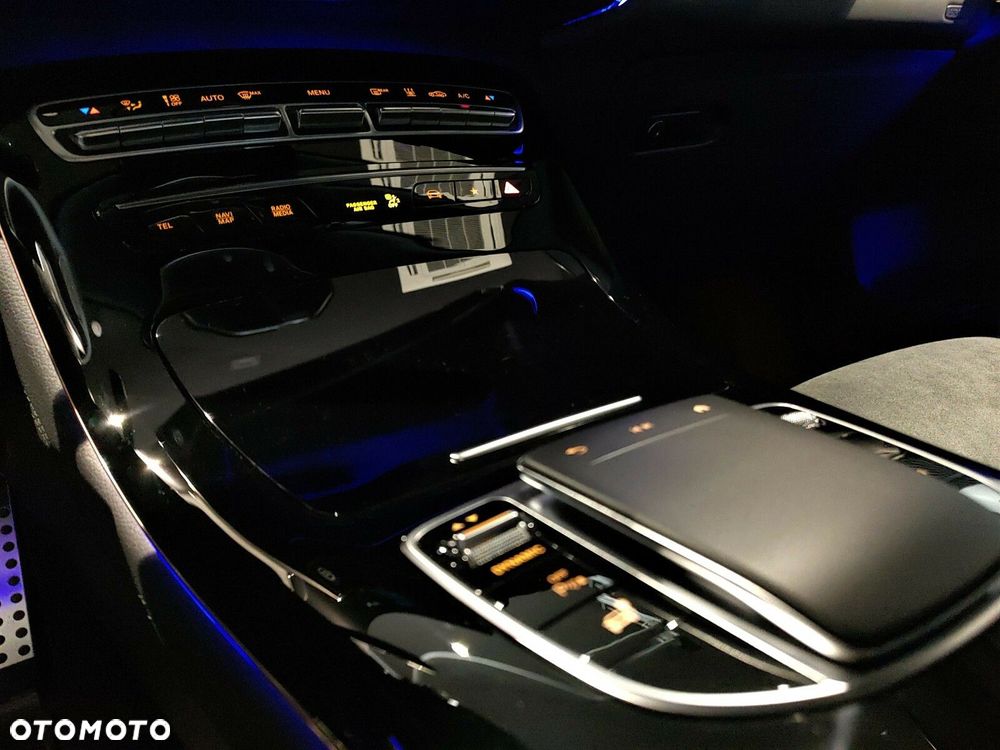 Mercedes-Benz EQC 400 4-Matic - 22