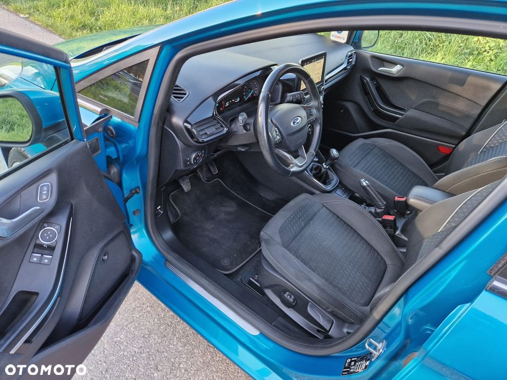 Ford Fiesta - 10